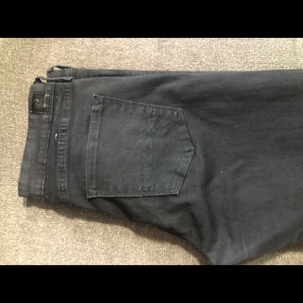 Black skinny jeans